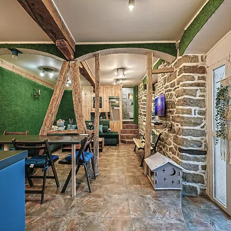 Hide Hub Guest Апартамент Велико Търново