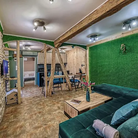 Διαμέρισμα Hide Hub Guest