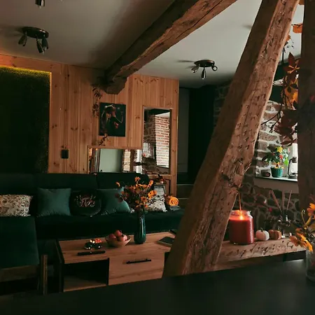 Apartment Hide Hub Guest