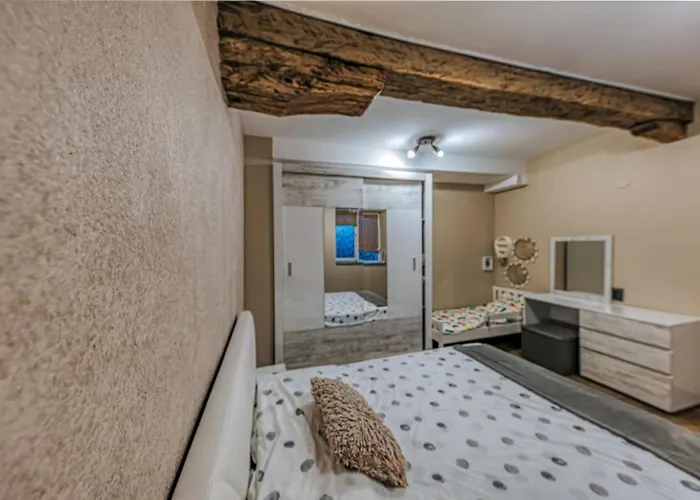 Hide Hub Guest * Veliko Tarnovo